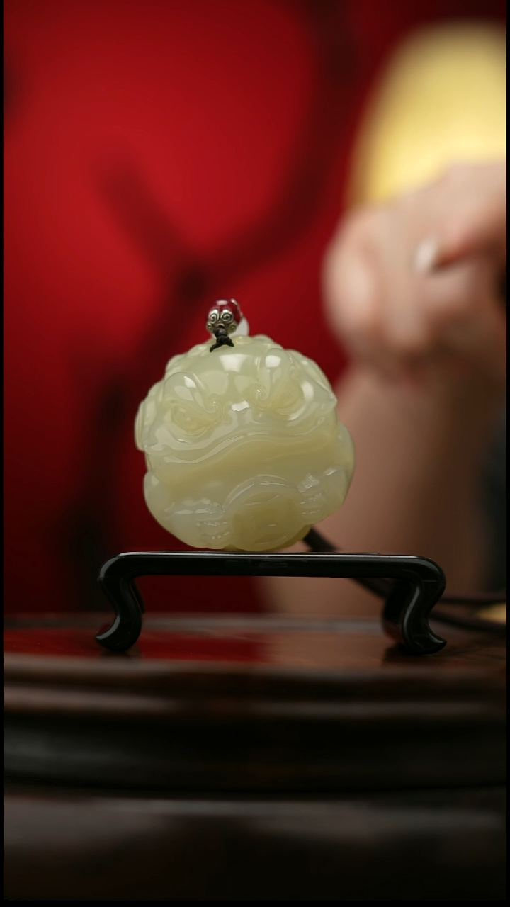 玉【招财金蟾】天然玉石手把件