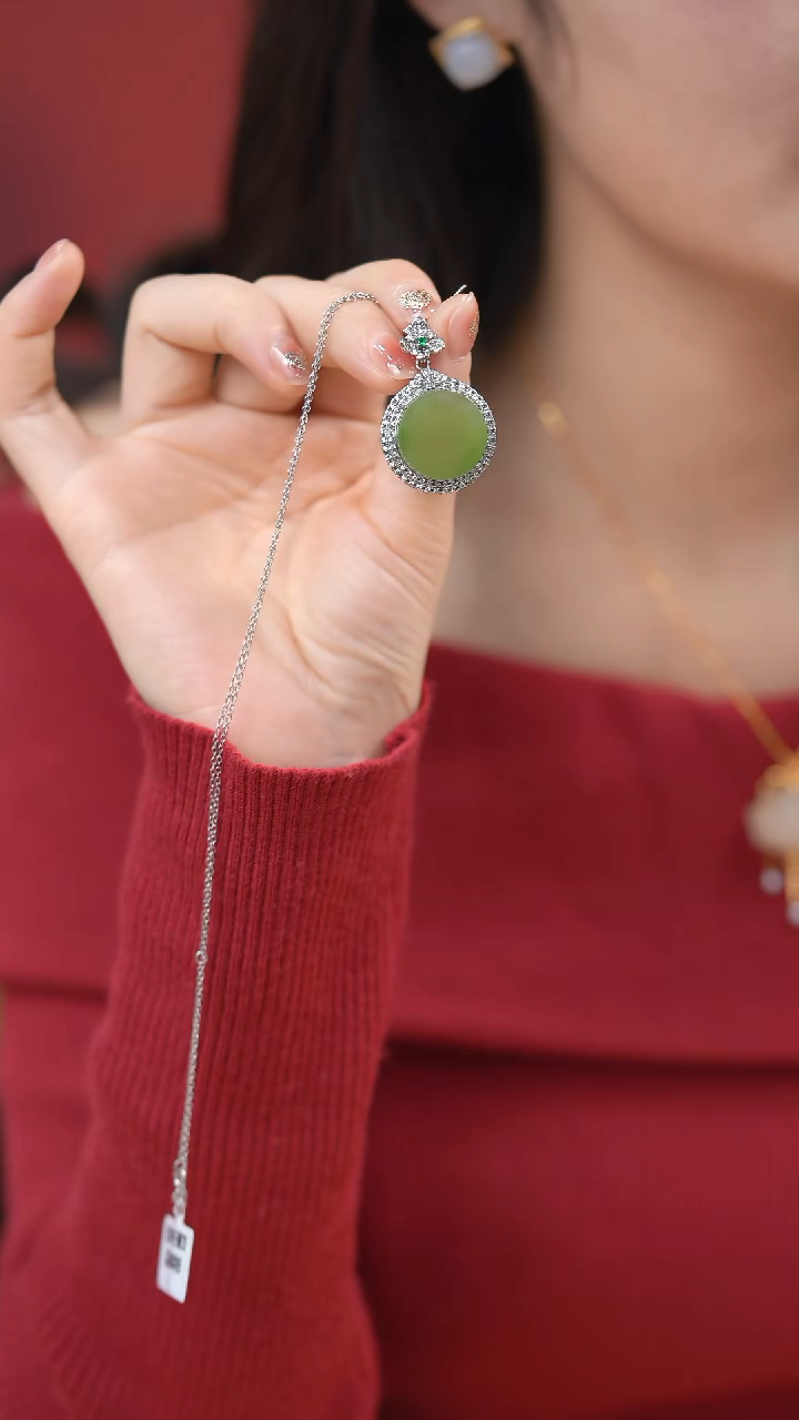 【闪购商品】和田玉吊坠银S925镶嵌碧玉圆镜HNZ5750