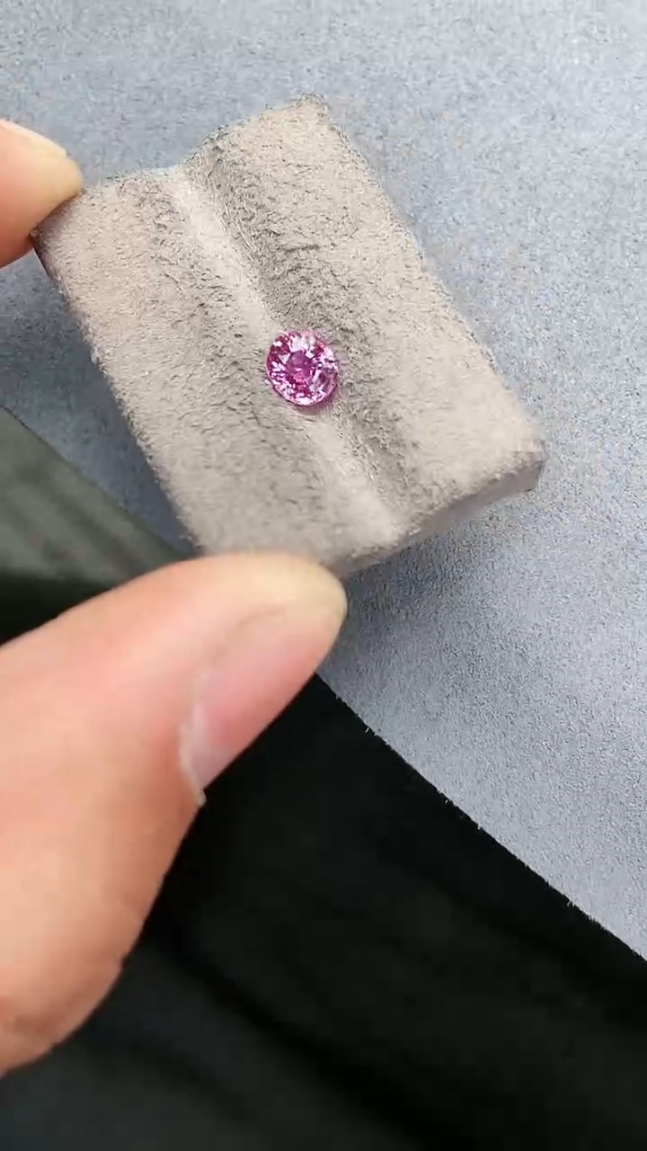 【闪购商品】彩色蓝宝石裸石未镶嵌1.04