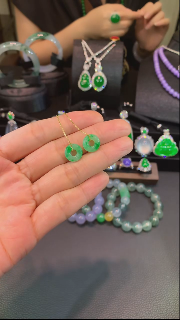 18K金镶嵌翡翠耳饰耳坠