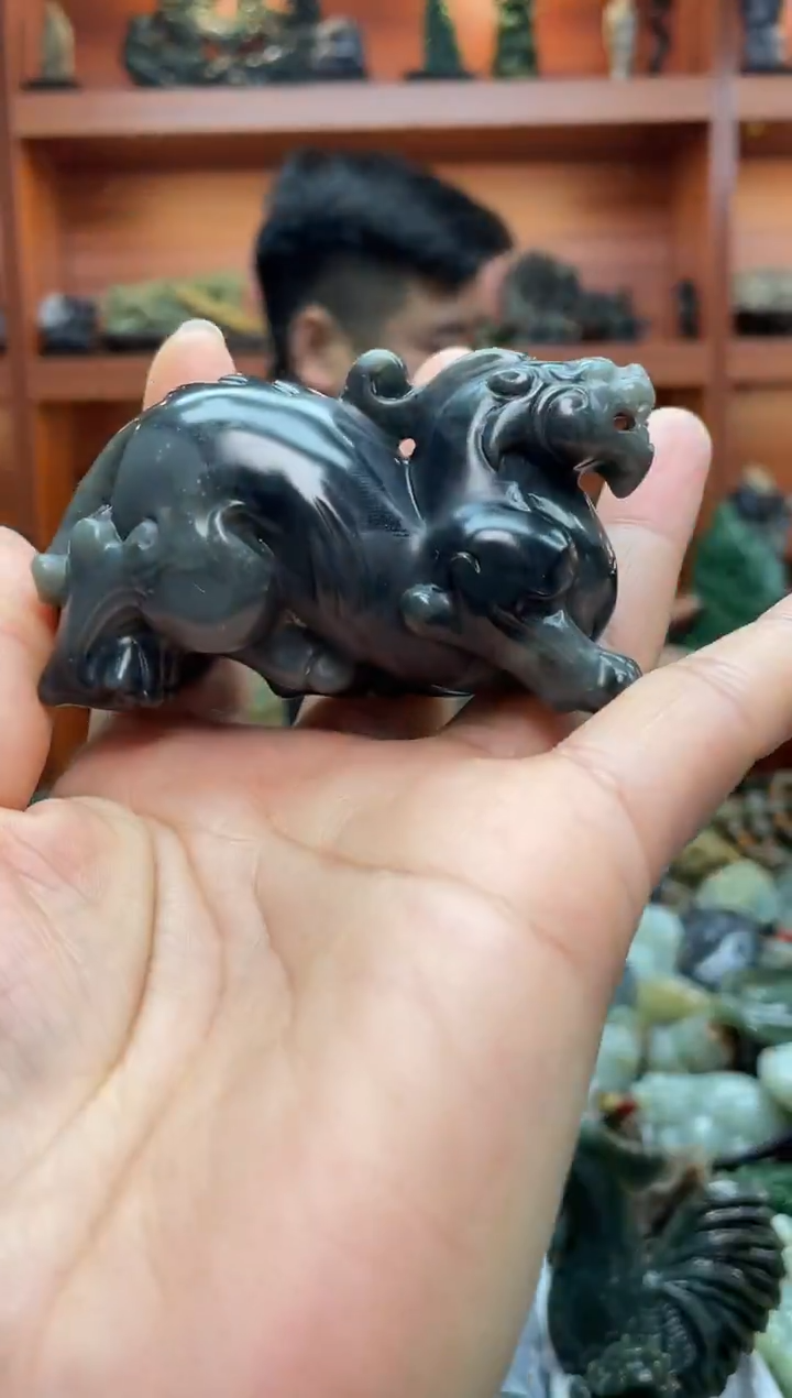 未镶嵌和田玉把件1