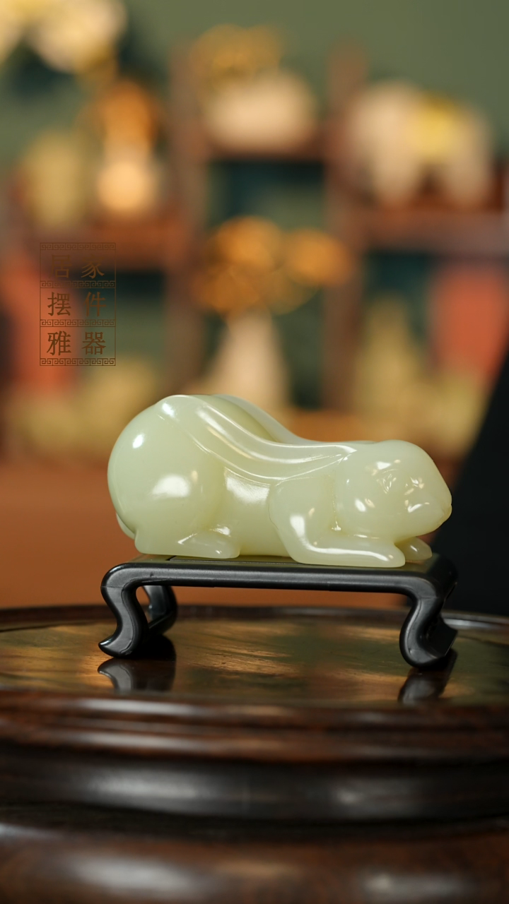 玉《小懒兔摆件》摆件