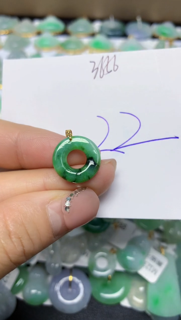 【闪购商品】翡翠挂件18K金镶嵌 天然翡翠A货