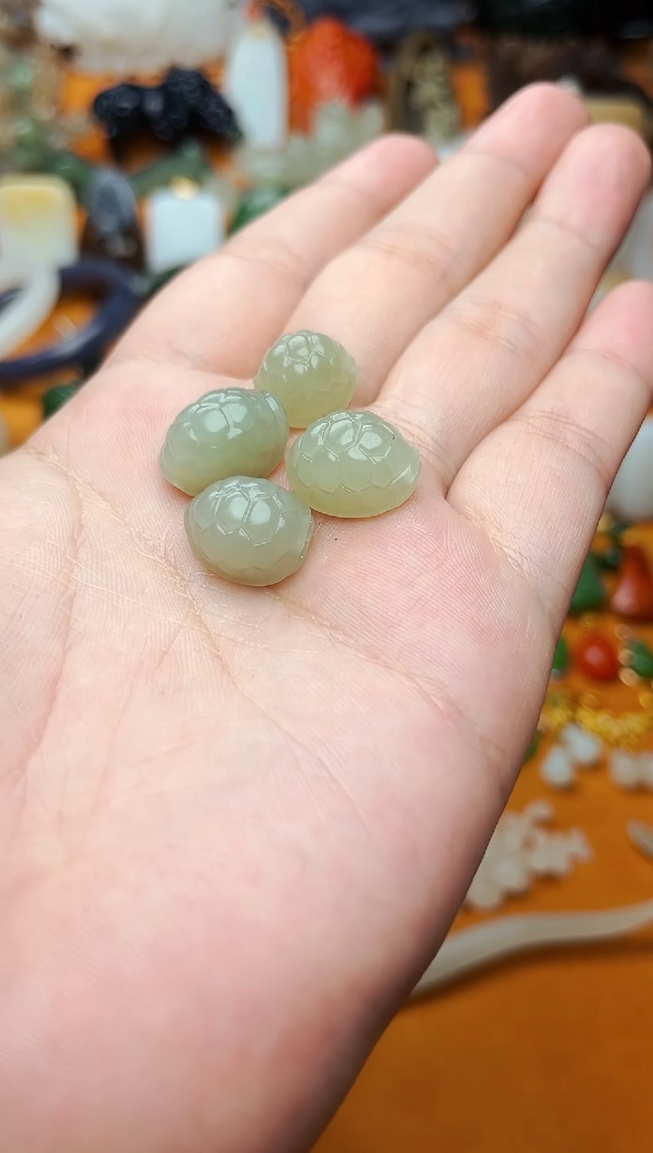 【闪购商品】和田玉颈饰未镶嵌富甲天下多样性拍一发一