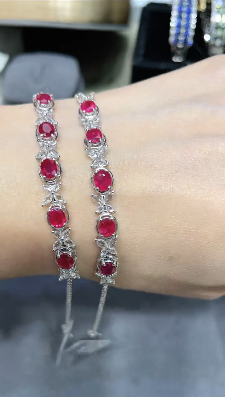 【闪购商品】红宝石手链18K金镶嵌多样性发其一