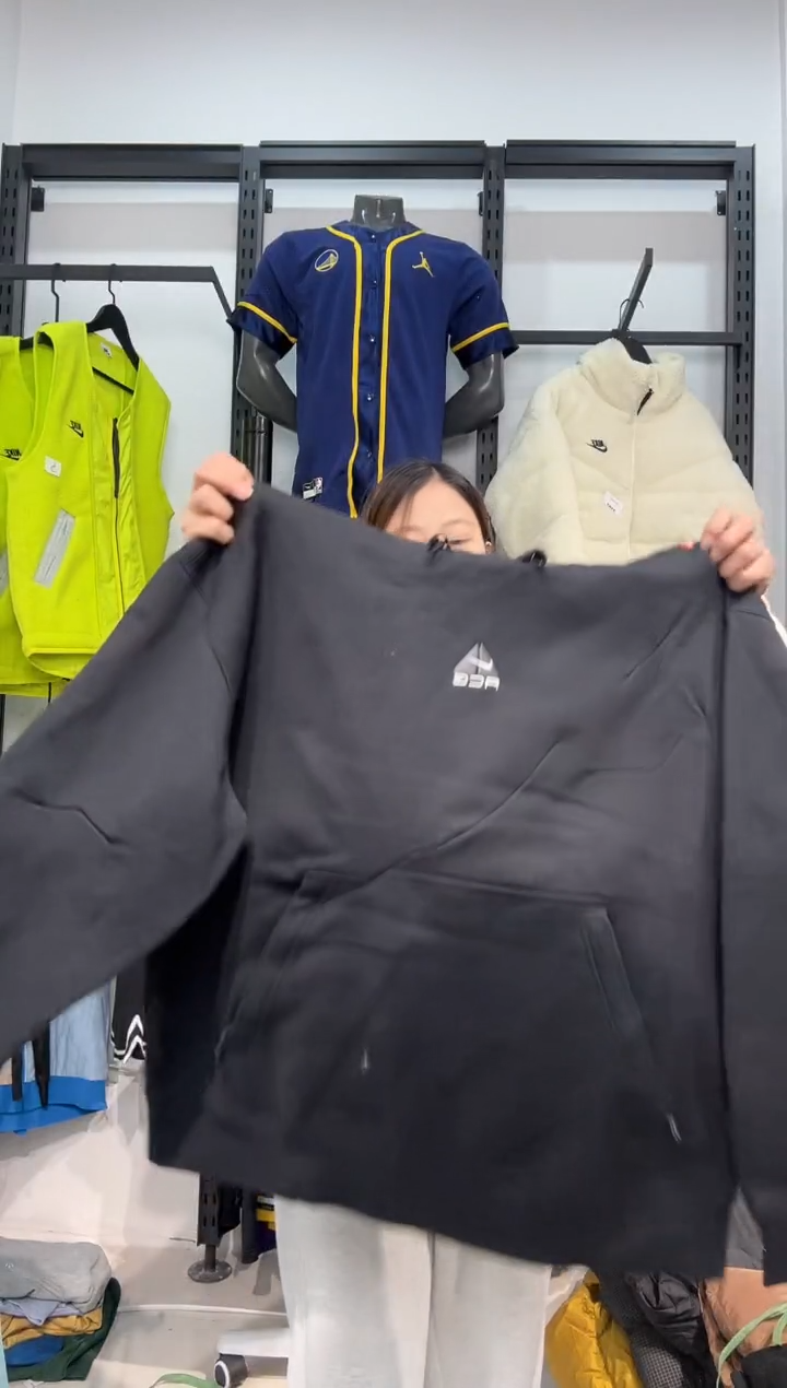 3196闪购编码  运动卫衣裤以直播间过款为准 尺码  2xl