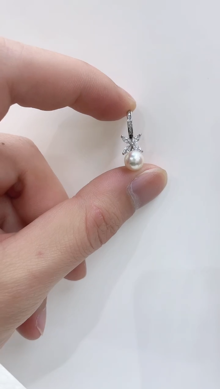 【闪购商品】海水珍珠吊坠(不含链)银S925镶嵌海水珍珠吊坠