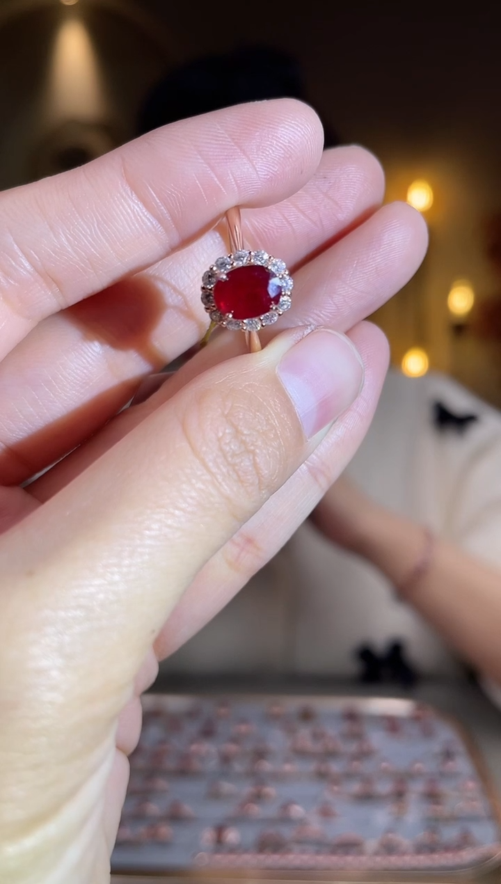 银S925镶嵌手饰红宝石手饰