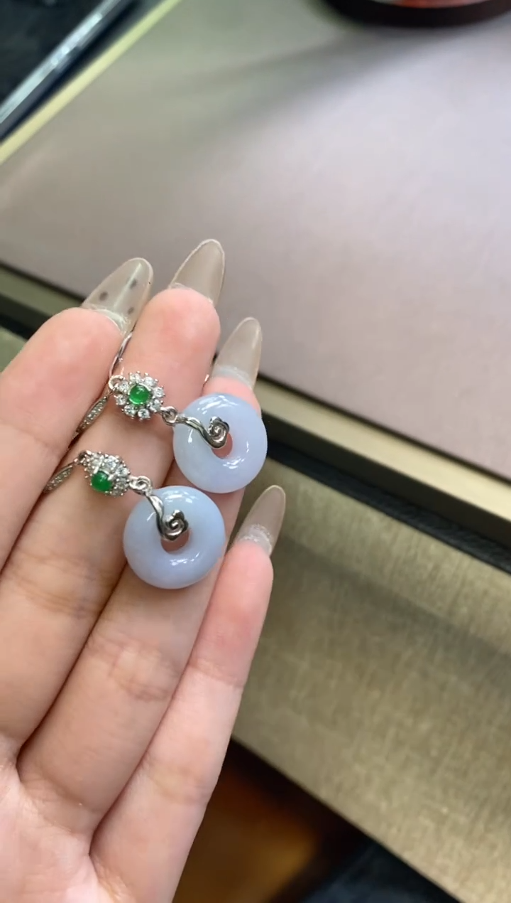 颈饰银S925镶嵌翡翠净货16399