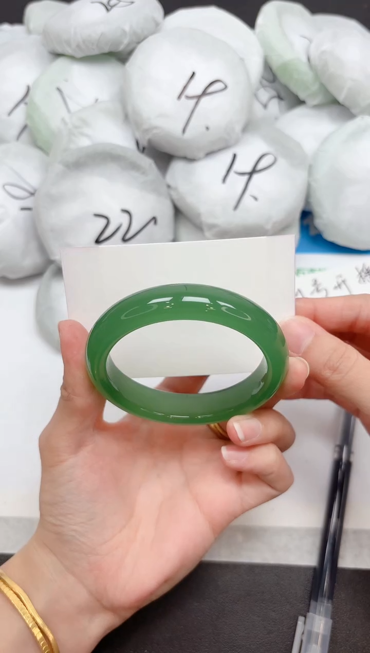 未镶嵌手镯石英质玉283-57