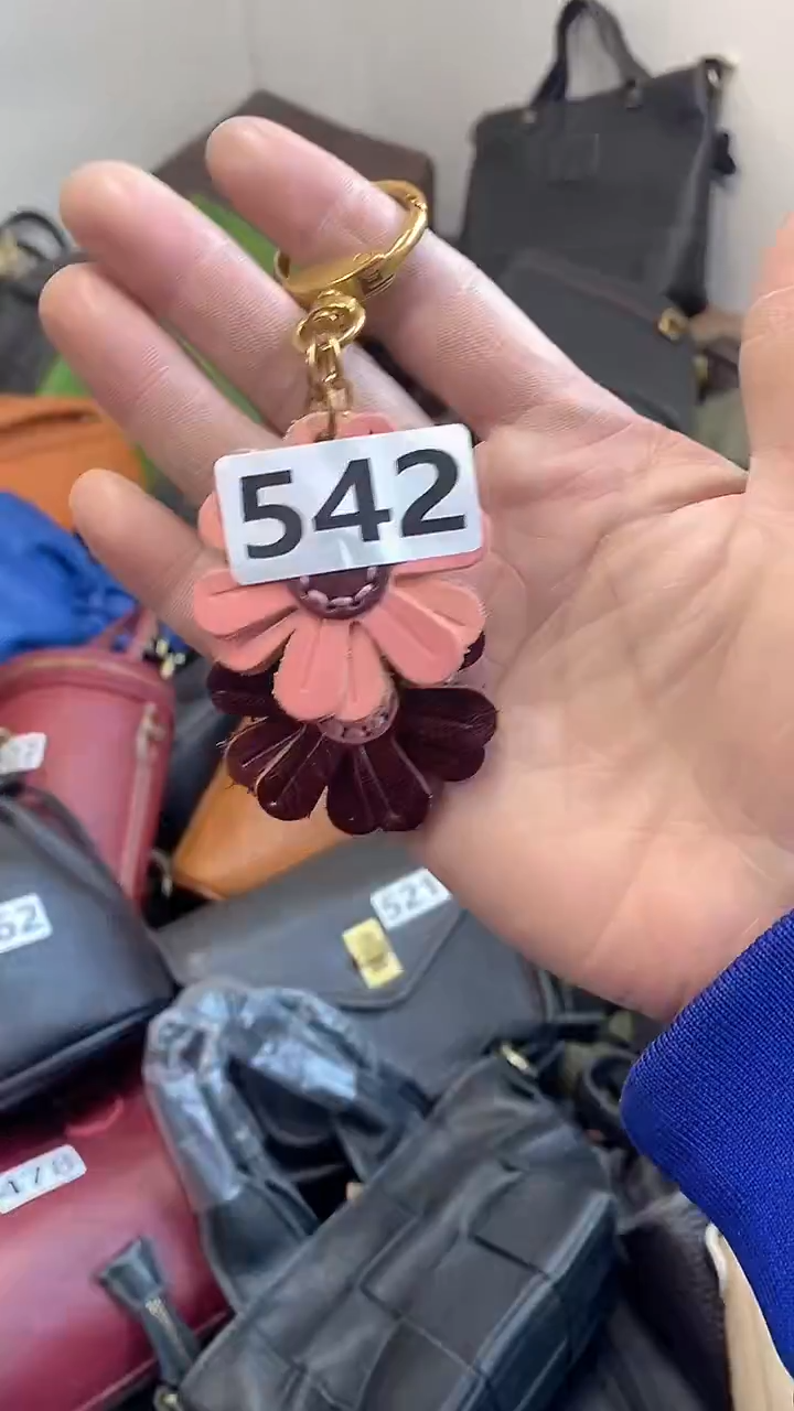 头层牛皮花花挂饰542.