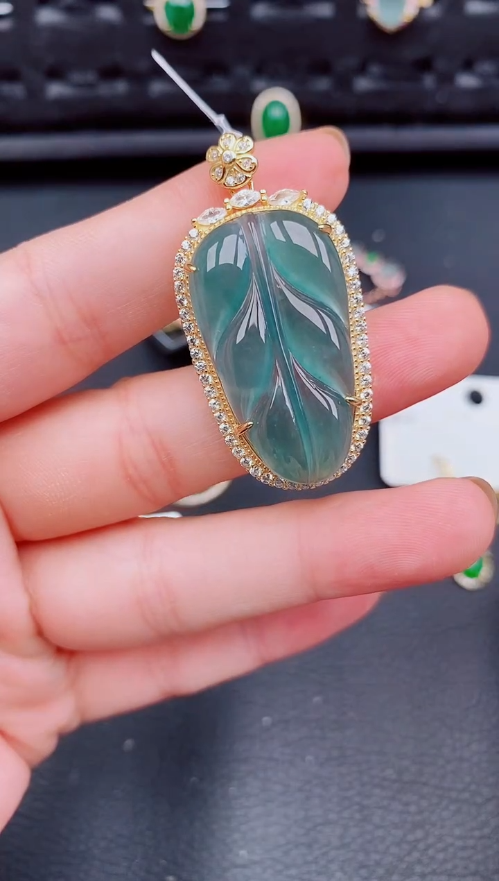 【闪购商品】翡翠颈饰银S925镶嵌天然a货翡翠582