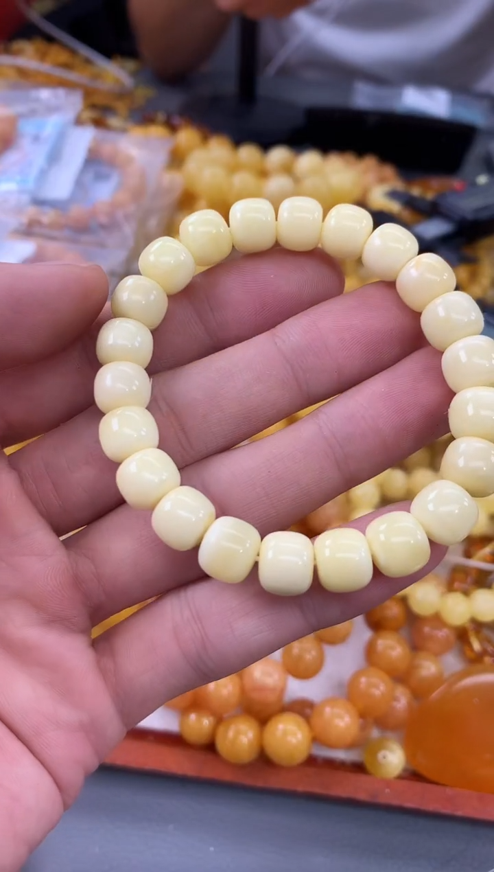 未镶嵌蜜蜡裸石手串