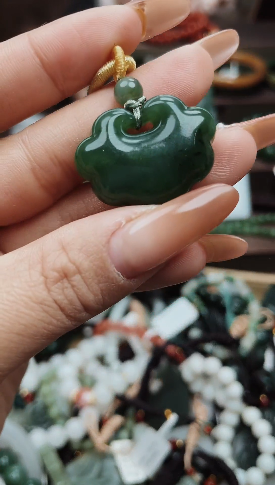 颈饰未镶嵌和田玉未镶嵌和田玉吊坠多样性拍一发一