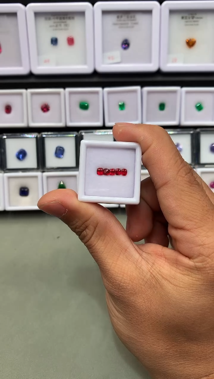 【闪购商品】定制尖晶石裸石未镶嵌枕型 一盒5/P 0.87ct