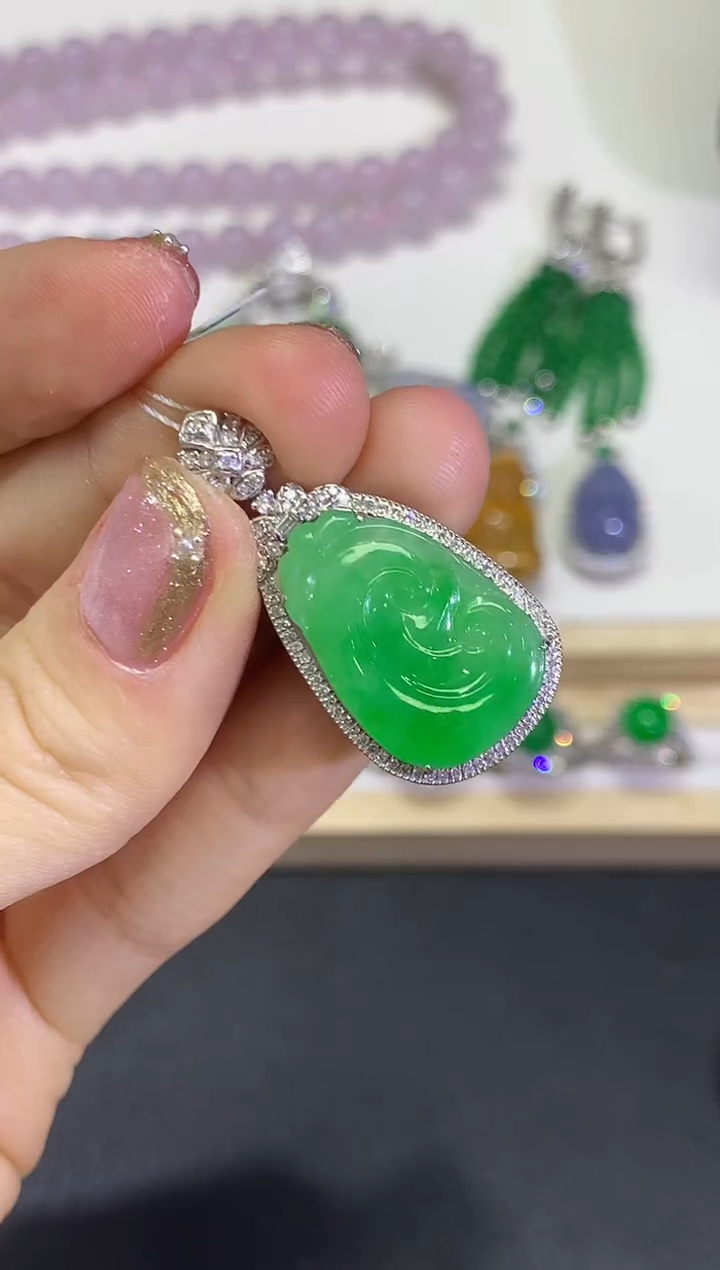 【闪购商品】翡翠颈饰18K金镶嵌团购14