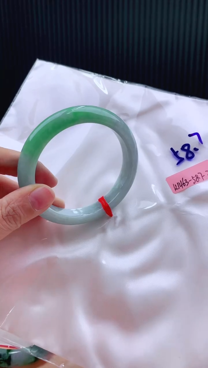 未镶嵌手镯翡翠58+