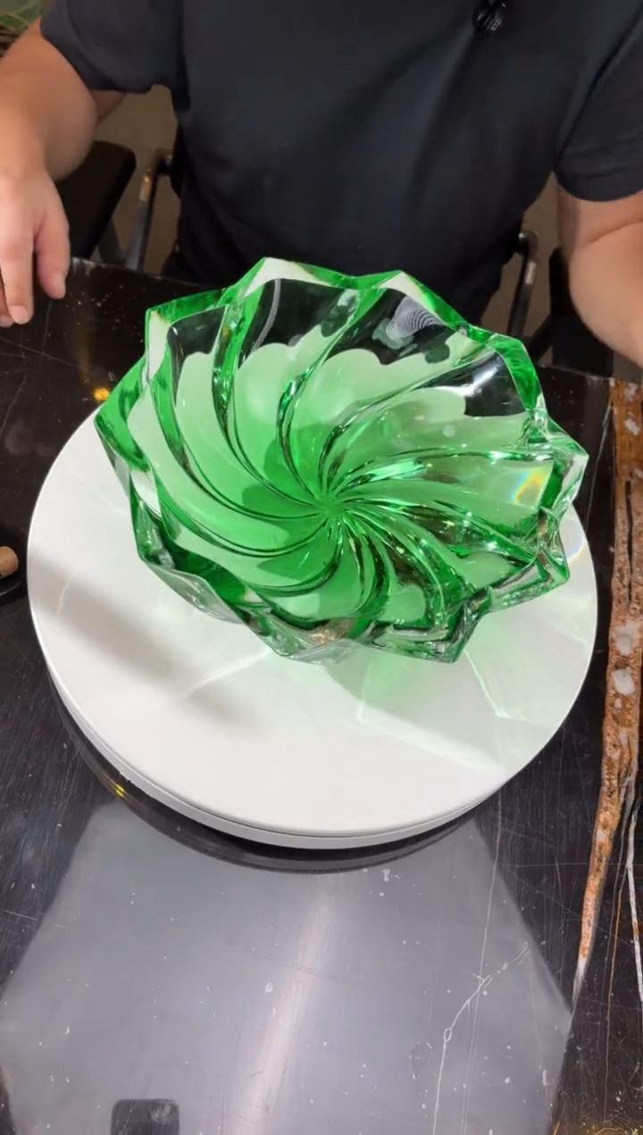 摆件CS0101016翠绿翠影回旋琉璃果盘