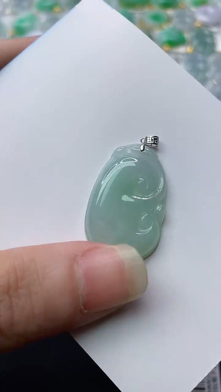 【闪购商品】翡翠颈饰18K金镶嵌55..........