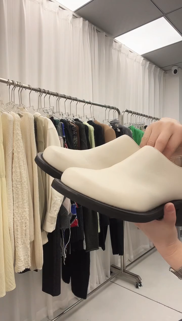 编号108  OSOI  37码 样鞋