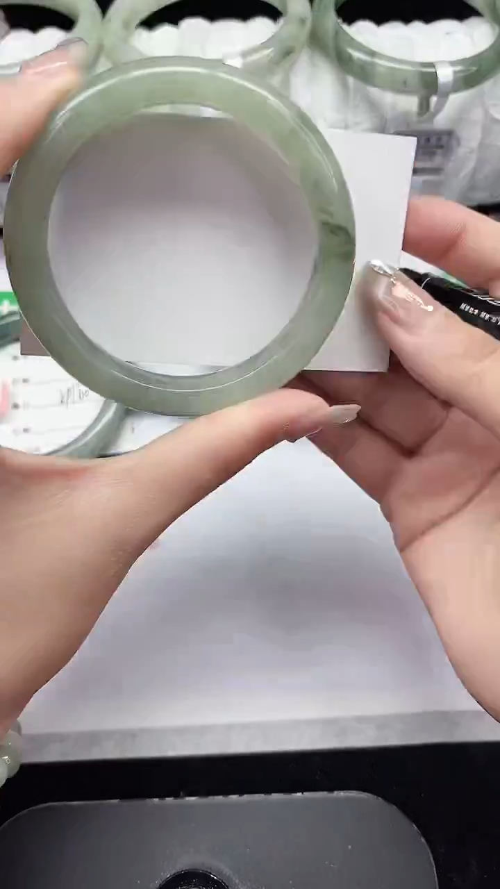 未镶嵌手镯石英质玉82-57/58