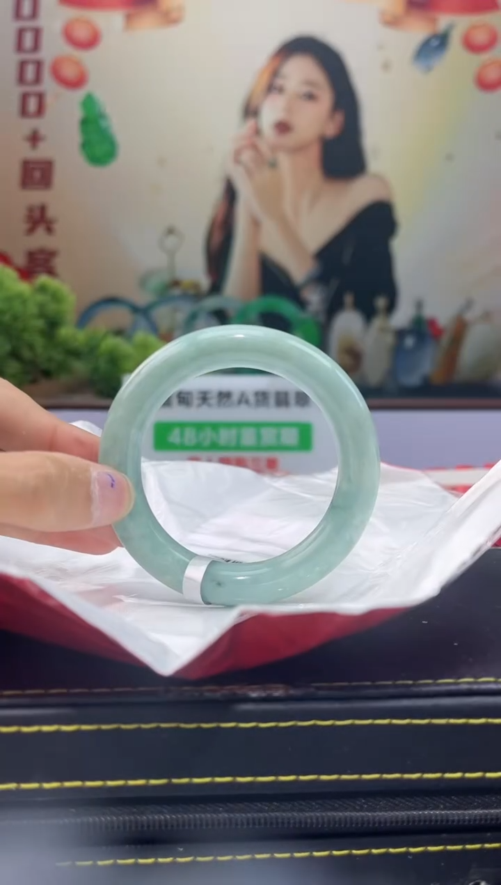 【闪购商品】翡翠手镯未镶嵌手镯7