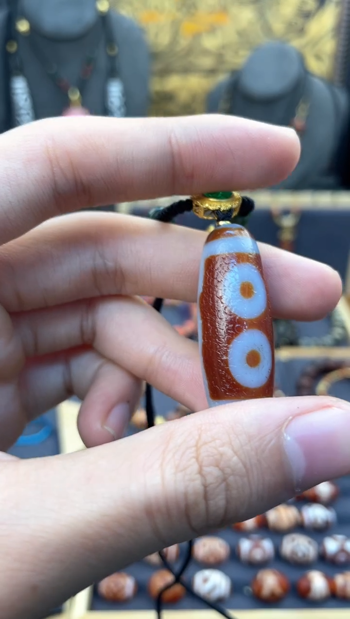 【闪购商品】玛瑙/玉髓项链未镶嵌美泓红肉五眼吊坠