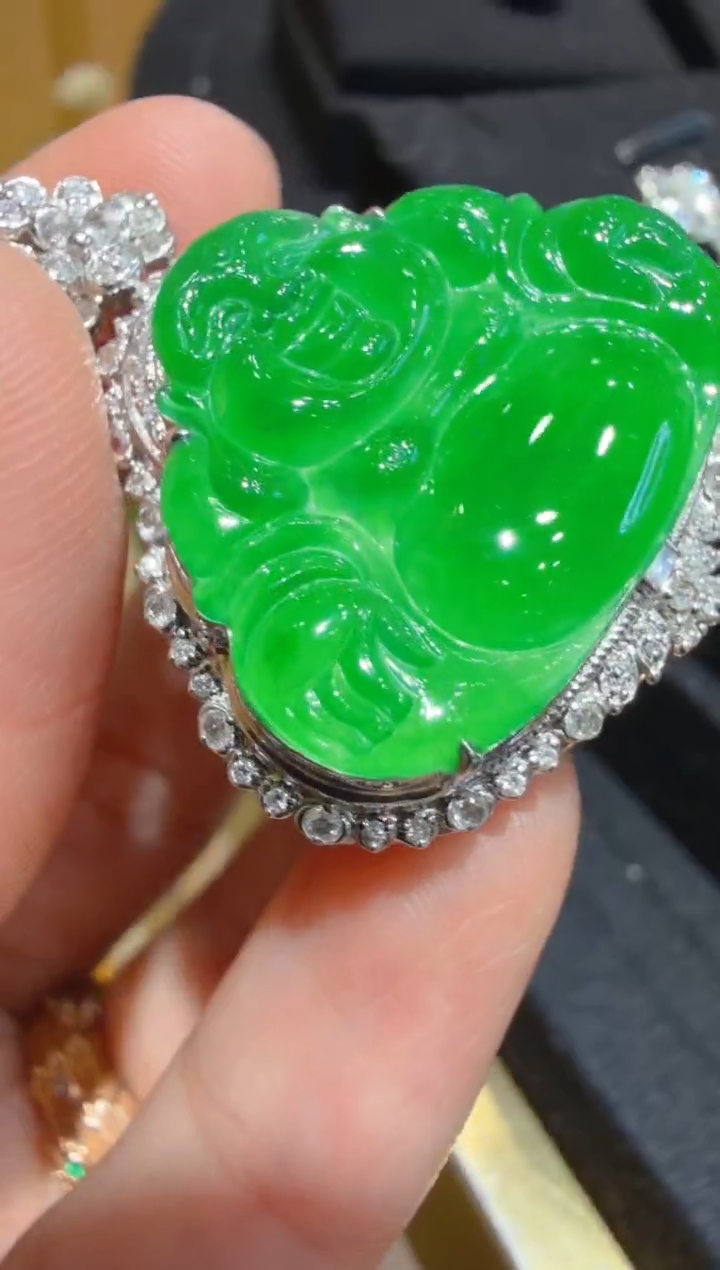 吊坠(不含链)18K金镶嵌翡翠多样性团购发一件