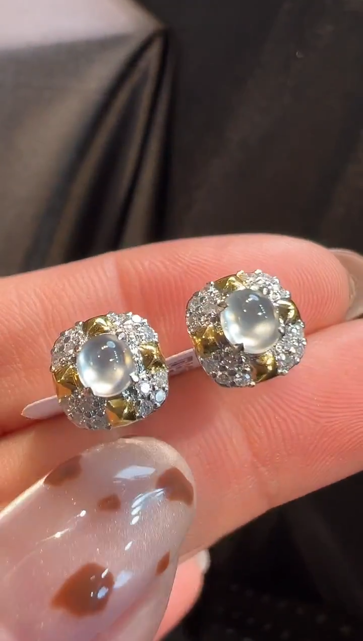 18K金镶嵌翡翠耳饰AL6