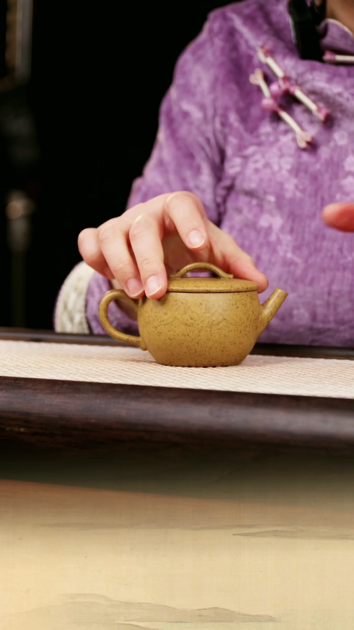 【闪购商品】紫砂茶壶原矿黄金段泥柴烧祝莲