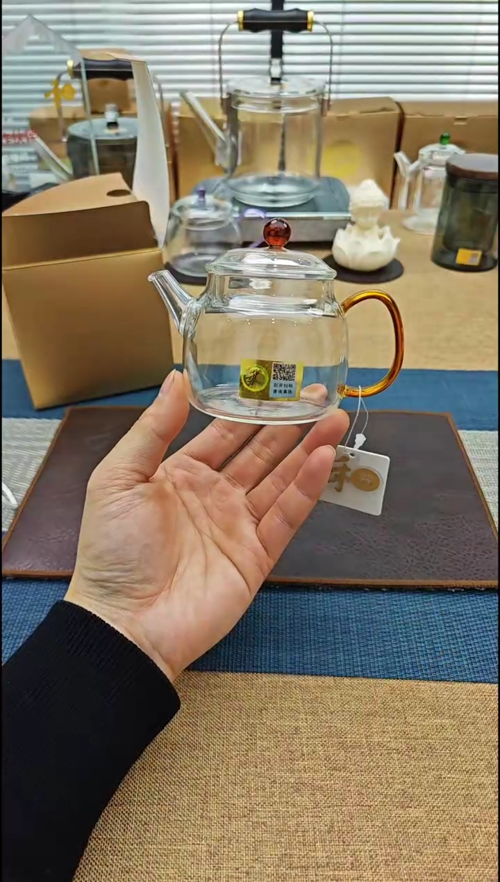 【闪购商品】禾器言卿壶琥珀色金标