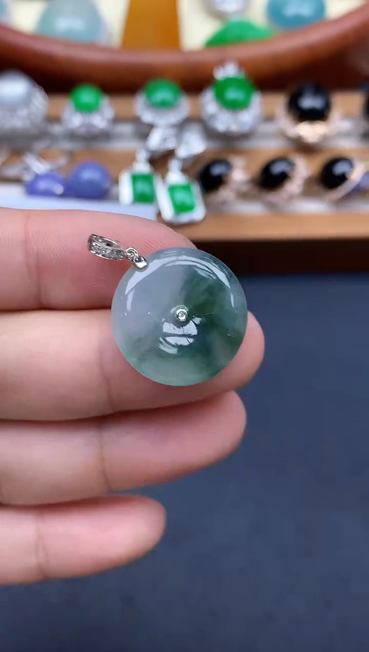 颈饰18K金镶嵌翡翠267-中国好珍宝