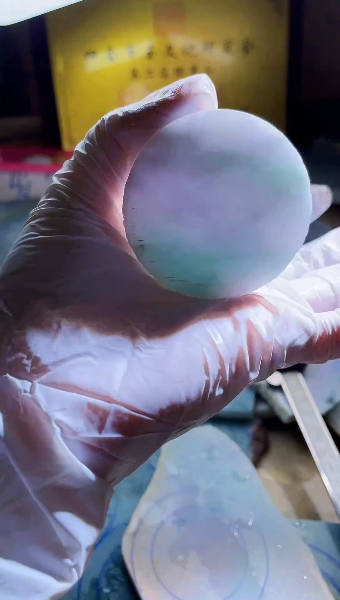 翡翠挂件未镶嵌  A货曹璀219