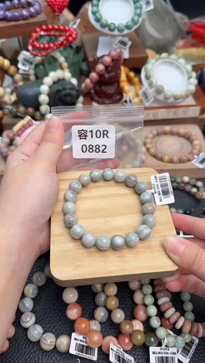 【闪购商品】石英质玉手链未镶嵌10R0882