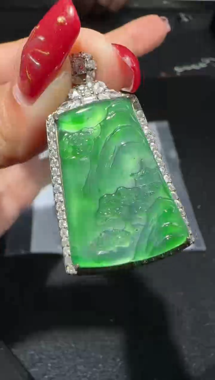 【闪购商品】翡翠吊坠(赠链)未镶嵌多样性发货拍一发一