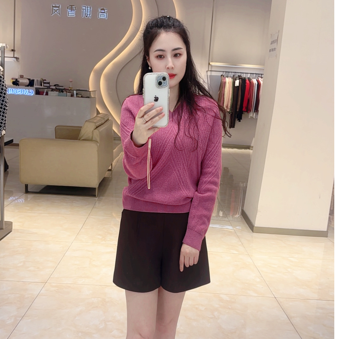 高斯雪岚V领套头衫24413073【5月单品活动款】