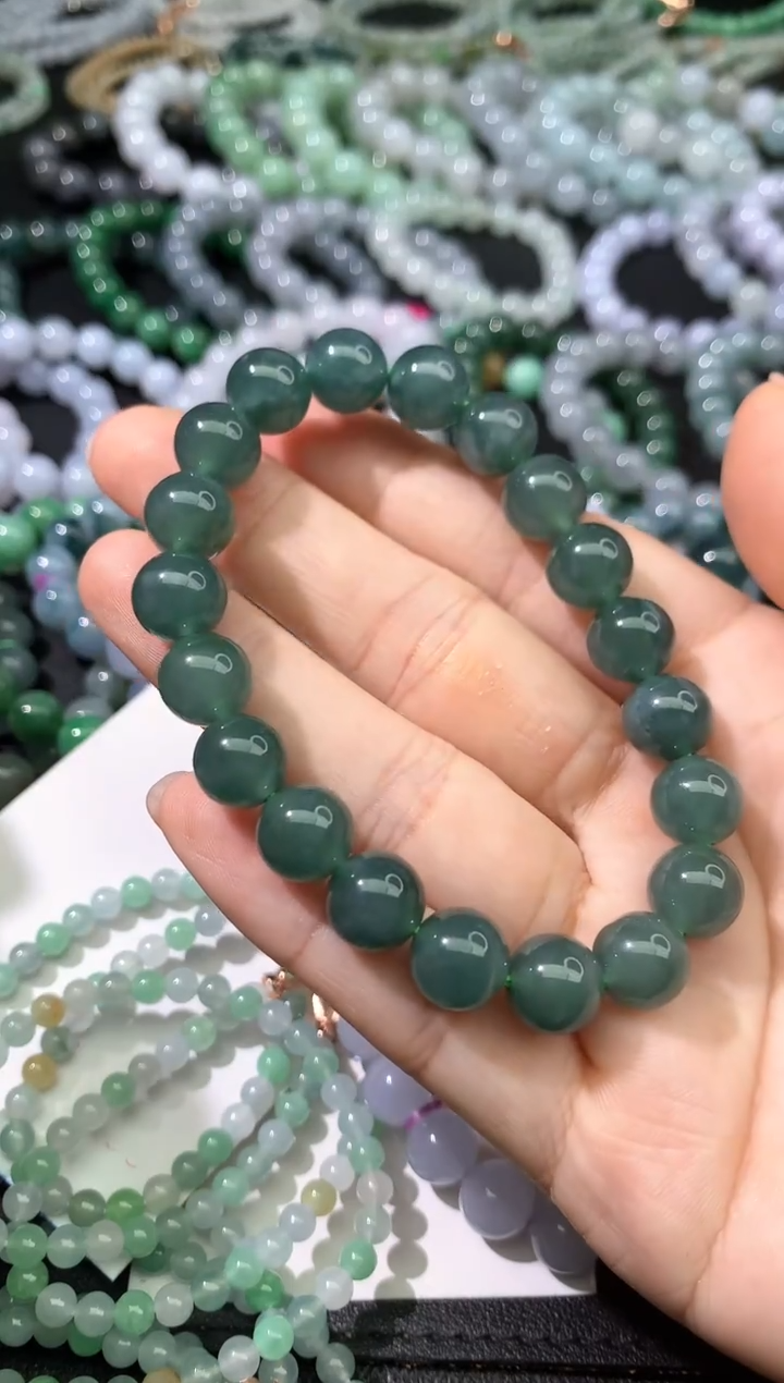 未镶嵌手链翡翠美****?手串