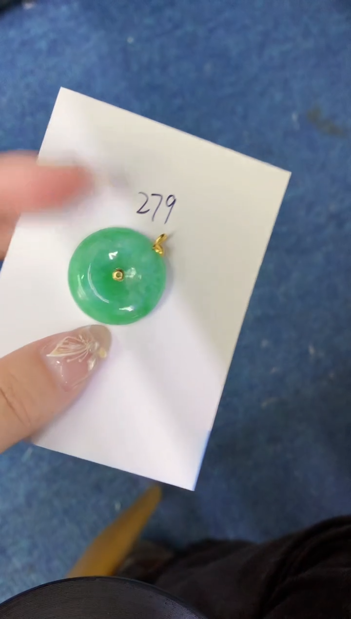 【闪购商品】翡翠颈饰18K金镶嵌00000000000