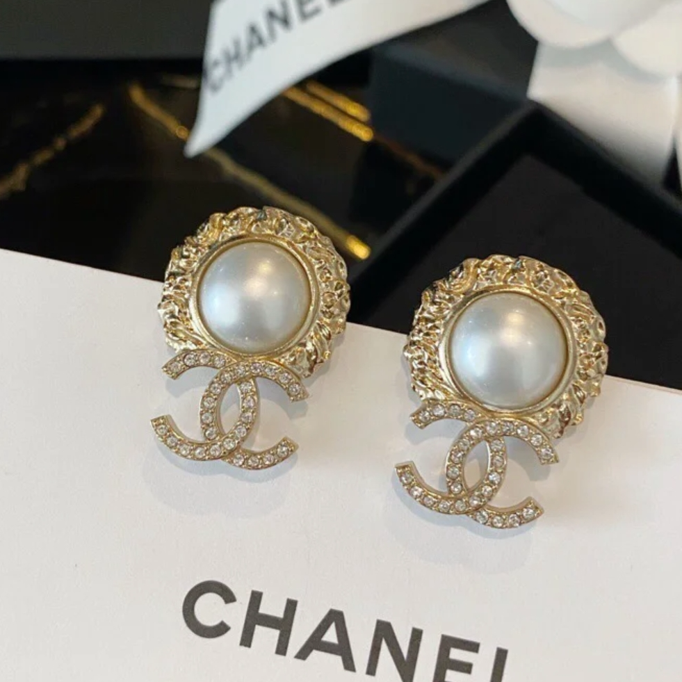 99新 Chanel/香奈儿 小花攀攀 合金 珍珠水钻双C耳钉