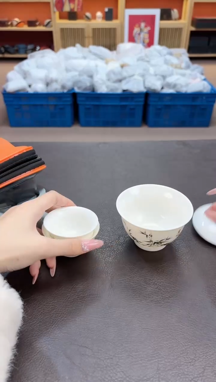 【闪购商品】摆件瓷SC1111111111111