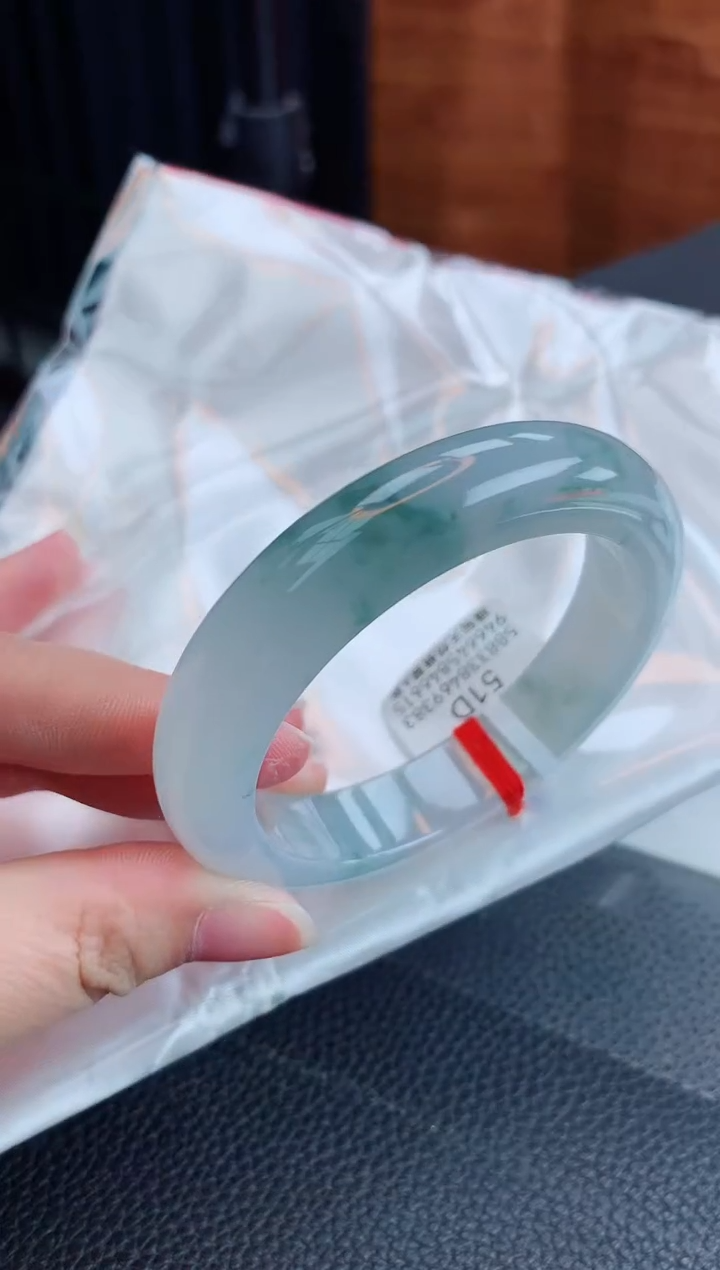 【闪购商品】翡翠手镯未镶嵌缅甸天然翡翠A货手镯