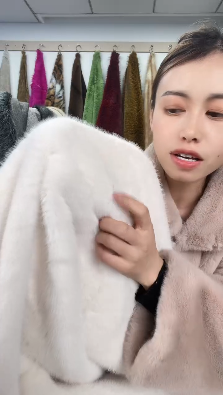 狐狸毛D395，尺寸1.8*1