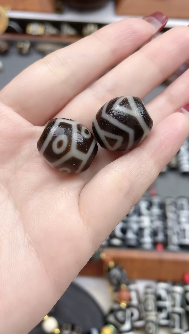 【闪购商品】玛瑙/玉髓珠珠未镶嵌富甲+金刚水纹
