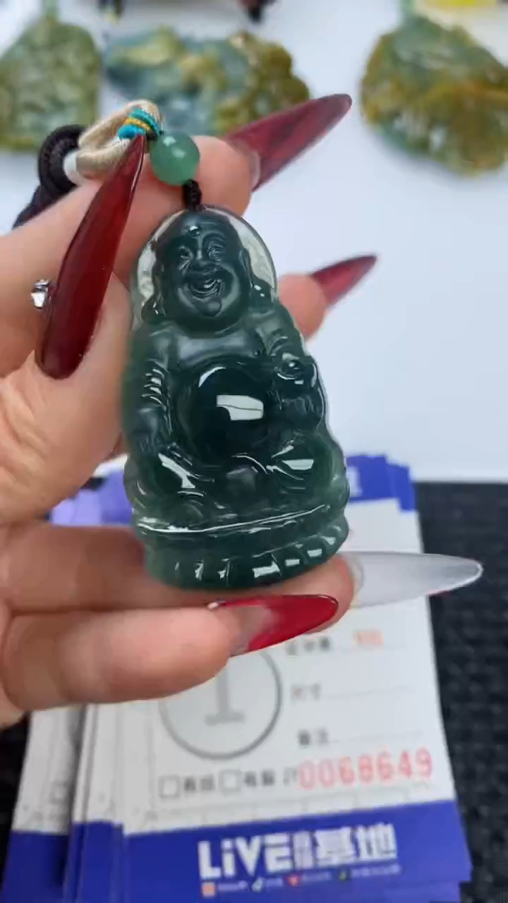 【闪购商品】翡翠颈饰未镶嵌111111111111111