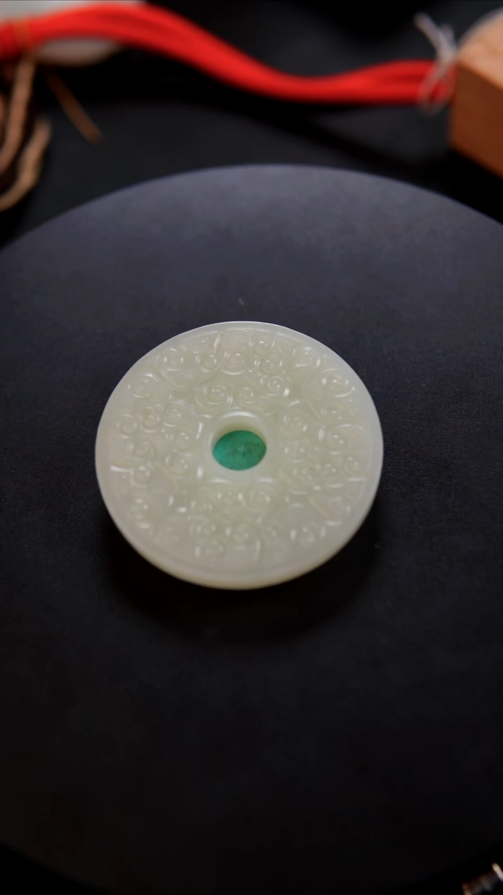 未镶嵌和田玉挂件1