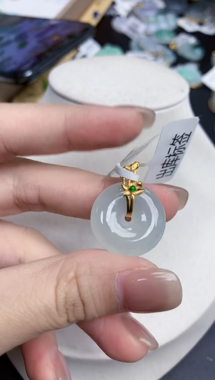 【闪购商品】翡翠颈饰18K金镶嵌天然缅甸翡翠A货