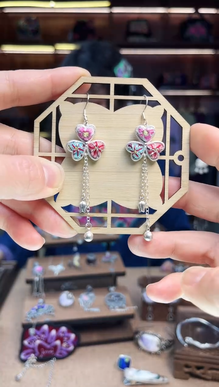 【闪购商品】织绣1851黔东南苗族刺绣