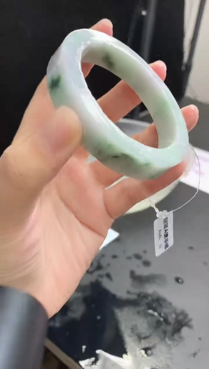 【闪购商品】定制翡翠手镯未镶嵌17 57-59正