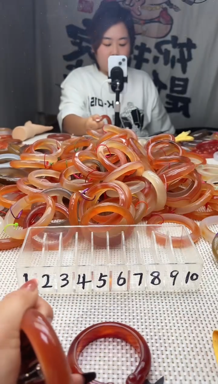 手镯玛瑙/玉髓未镶嵌?****?285