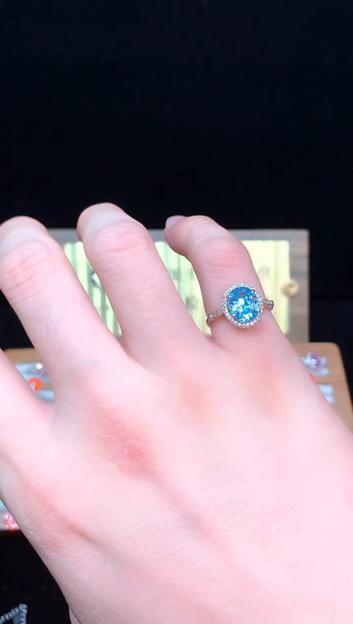 银S925镶嵌戒指海蓝宝石......